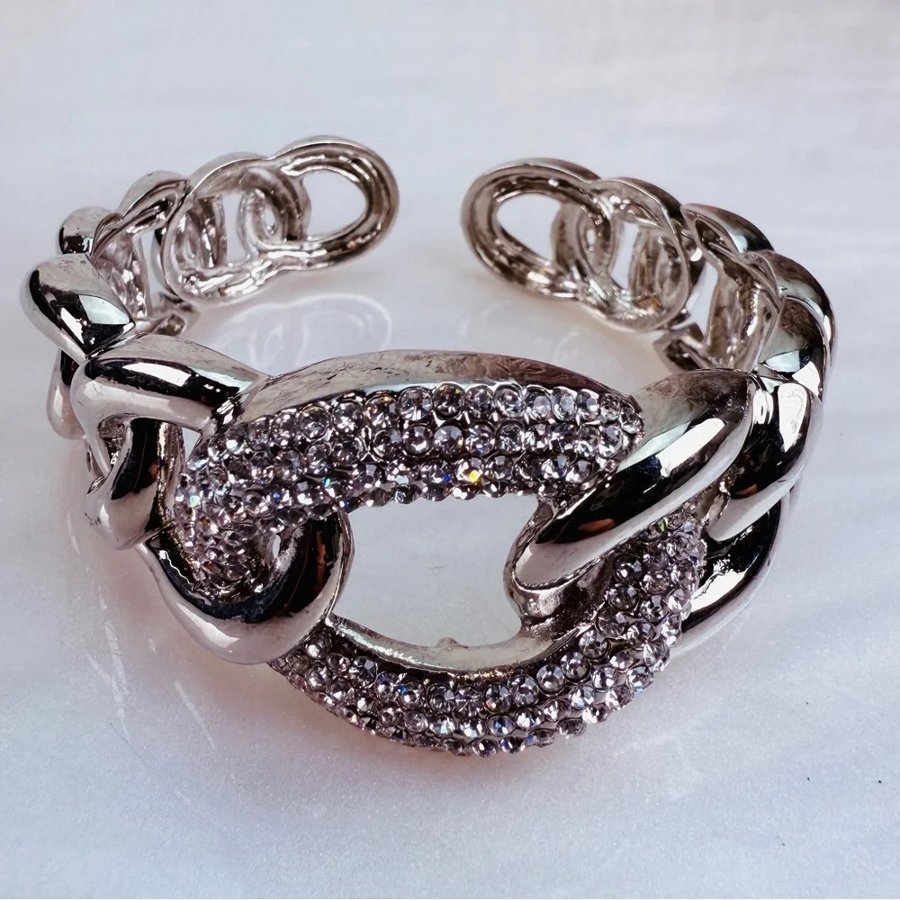 Beautiful Silvertone bling open cuff bracelet